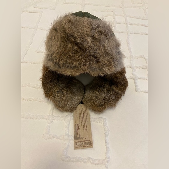 Mad Bomber Fur Hat (Size Medium) - Picture 5 of 14